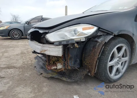 2013 Dodge Dart Sxt z USA, uszkodzony, nr VIN 1C3CDFBAXDD325753